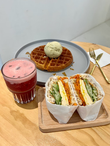 Comentarii opinii despre Lilac Oak | Vegan Café & Bakes