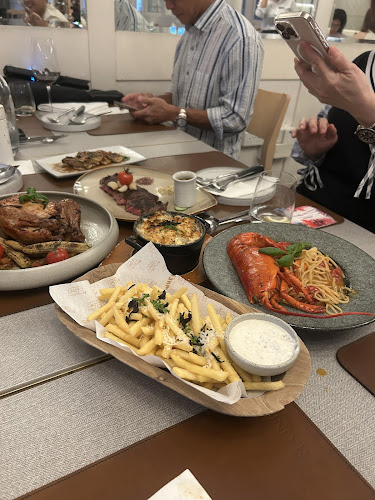 Cinder Steakhouse at Wheeler's Estate - Hospitality and gastronomy