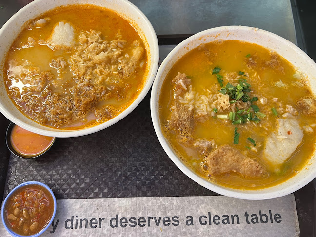 Hong Sheng Fish Soup (鸿升鱼汤) - Singapore