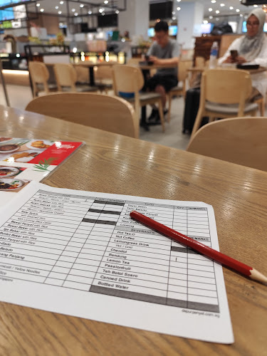 78 Airport Blvd., B2 241/242, Singapore 819666