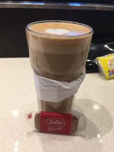 Opinii despre McDonald's JEM în Singapore - Hospitality and gastronomy