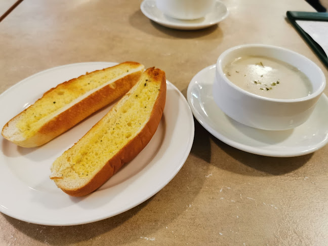 Buddy Hoagies Steak & Grill Restaurant (Bukit Timah)