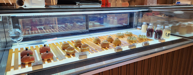 Luvall Coffee - Singapore