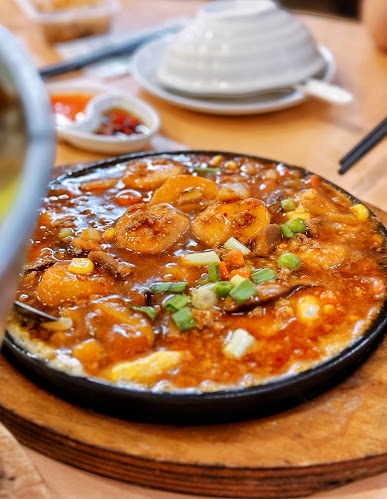 Queen of Wok - Singapore