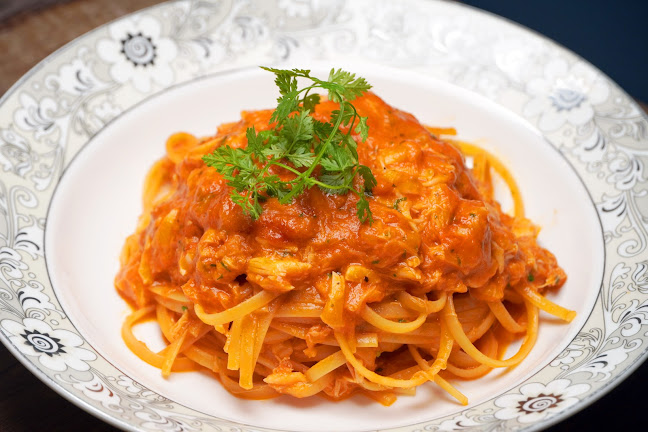 Burrata Joy & Gustavo Lapasta Katong V - Hospitality and gastronomy