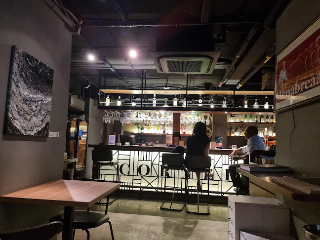 Corner Bar L'Operetta - Singapore