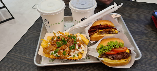 Opinii despre Shake Shack Westgate în Singapore - Hospitality and gastronomy
