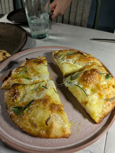 Opinii despre ANTO pizza e aperitivi în Singapore - Hospitality and gastronomy