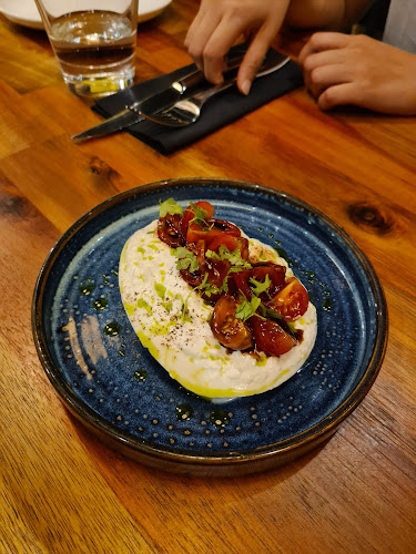 10 Jln Serene, #01-04 Serene Centre, Singapore 258748