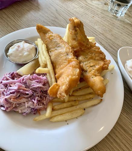 The Royals Cafe (Siglap)