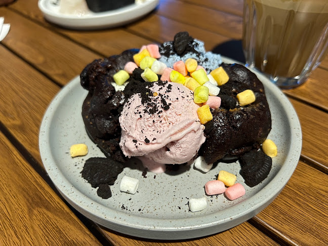 Whiskdom Cookies and Brownies @ FYP Orchard Central - Hospitality and gastronomy