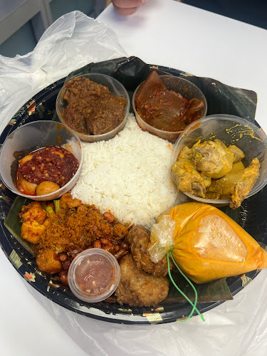 Adil Co Nasi Padang - Singapore
