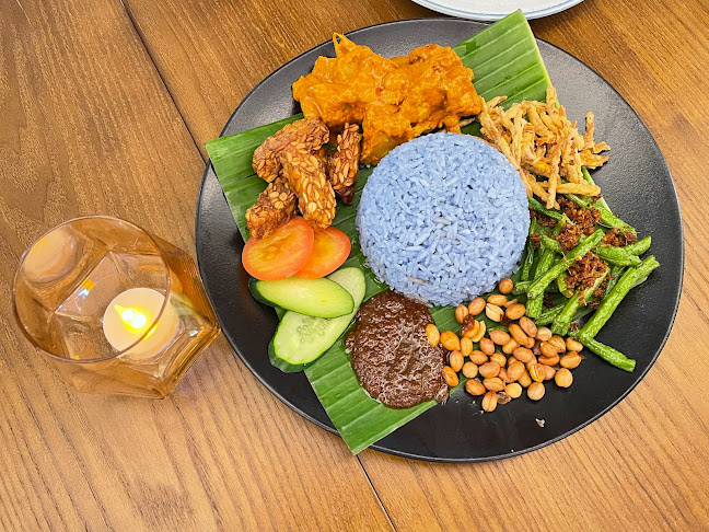 360 Balestier Rd, #04-07/K2 Shaw Plaza, Singapore 329783