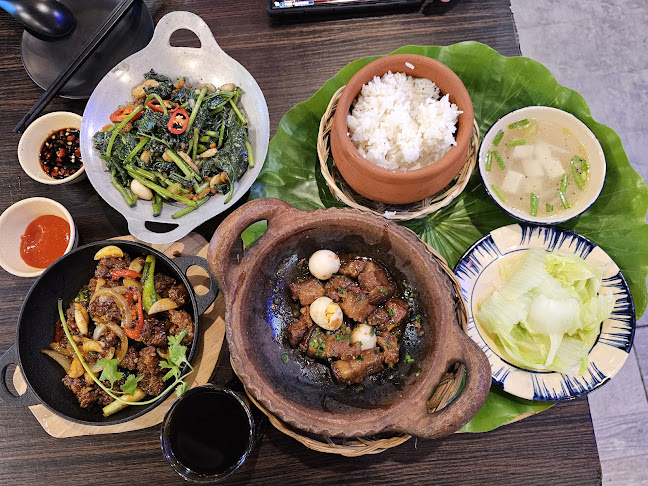 136 Sims Ave, Singapore 387458