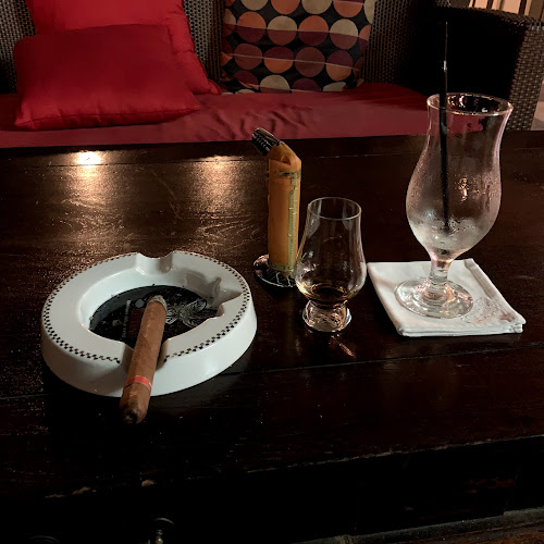 Opinii despre The Connoisseur Divan în Singapore - Hospitality and gastronomy