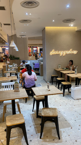 Comentarii opinii despre Greendot Bedok Mall