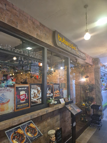 Comentarii opinii despre Buttercake N Cream