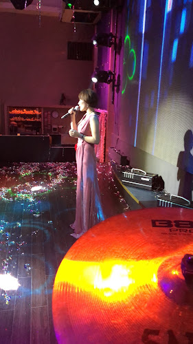 Deluxe Lido Palace - Hospitality and gastronomy