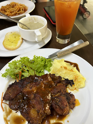 Opinii despre THIS CAFE @ 326 în Singapore - Hospitality and gastronomy