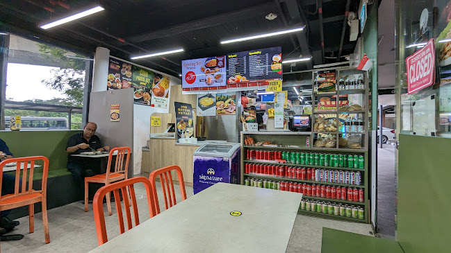 Comentarii opinii despre Springleaf Prata Place - Junction 10