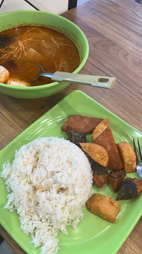 Khaki YTF 380Clementi - Singapore