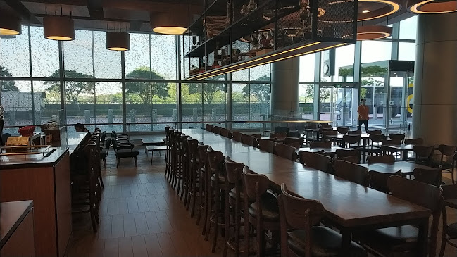 10 Airport Boulevard Changi Airport, Departure Public Area, Terminal 4, 819665