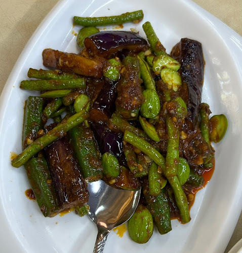 许路儿881 Live Seafood - Hospitality and gastronomy