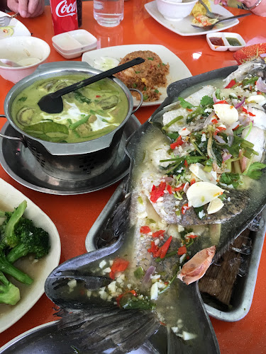 Comentarii opinii despre Spicy Thai-Thai Cafe