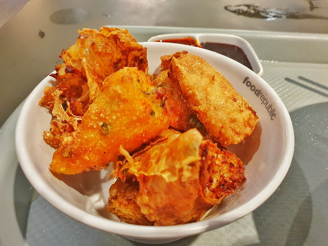 Opinii despre Ah Chew Yong Tau Foo Causeway Point în Singapore - Hospitality and gastronomy