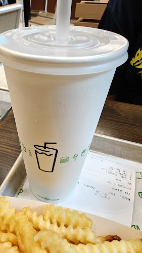 Comentarii opinii despre Shake Shack Westgate