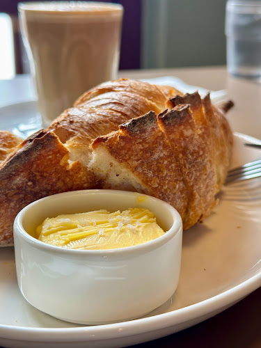 Opinii despre Mother Dough Bakery în Singapore - Hospitality and gastronomy