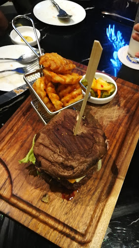 Tipsy Bird Gastrobar - Hospitality and gastronomy