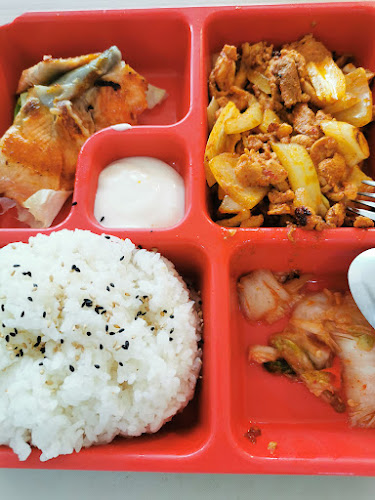 Comentarii opinii despre Broadway Coffeeshop @ 51 Changi Business Park Central 2