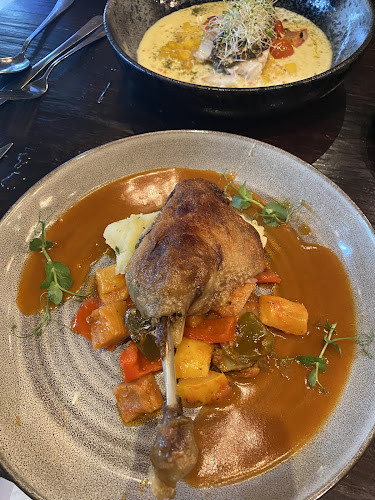 Perle Noire Oyster & Grill Bar (Holland Village) - Hospitality and gastronomy