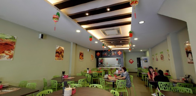 197 E Coast Rd, Singapore 428901