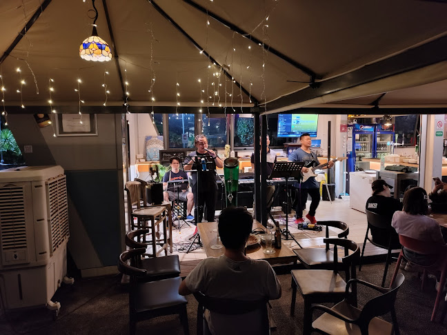 Deck Bar - Hospitality and gastronomy