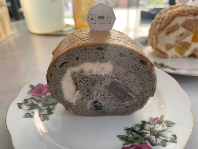 11 Cavan Rd, #01-06 Cavan Suites, Singapore 209848