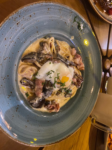 #01-01, 33 Hyderabad Road, HortPark, 119578