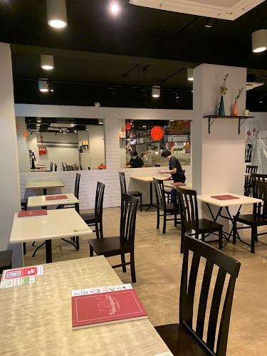 R&J Cosy Corner (aka Zi Zai) - Hospitality and gastronomy