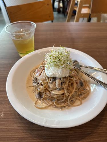 Comentarii opinii despre Cedele Bakery Kitchen - The Star Vista