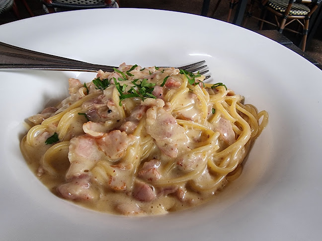 Opinii despre Bella Pizza în Singapore - Hospitality and gastronomy