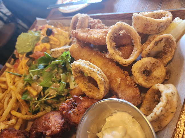 Opinii despre Al Capone's Sembawang în Singapore - Hospitality and gastronomy