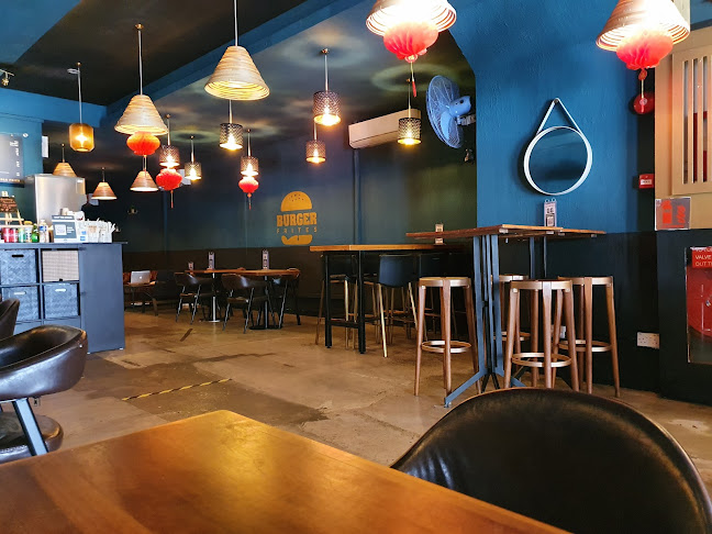 Burger & Steak Frites - Hospitality and gastronomy