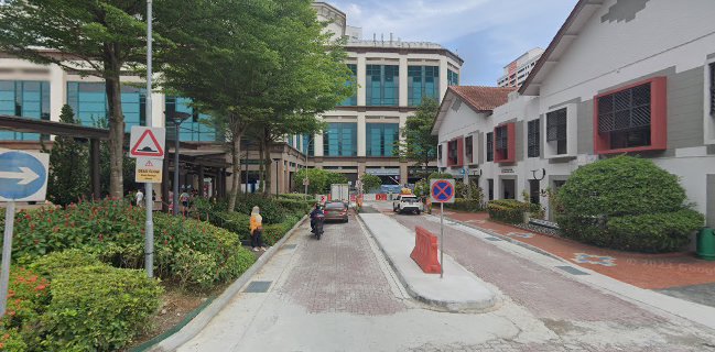 The Coffee Bean and Tea Leaf - West Mall