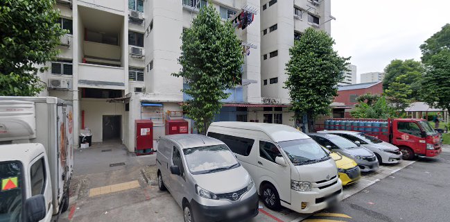 火爆肉骨茶 Hot BKT