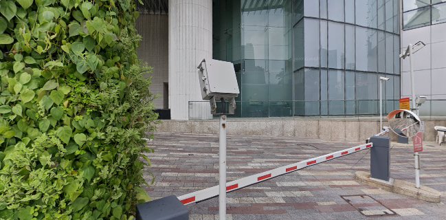 FLNT | Nikkei Restaurant & Bar