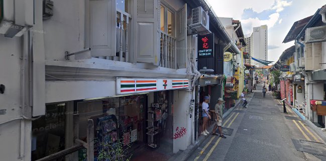 Opinii despre Good Luck - The Best of Singapore Craft Beers (Bugis - Haji Lane) în Singapore - Hospitality and gastronomy