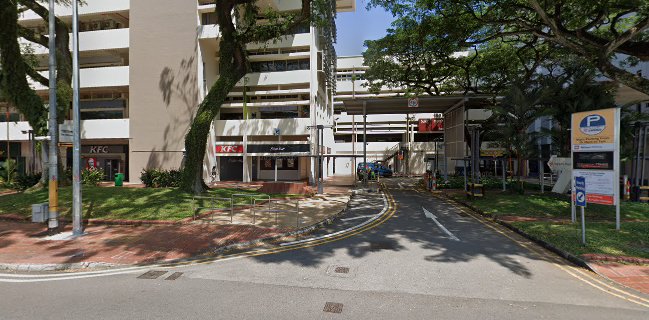 Pizza Hut Delivery - Bukit Merah