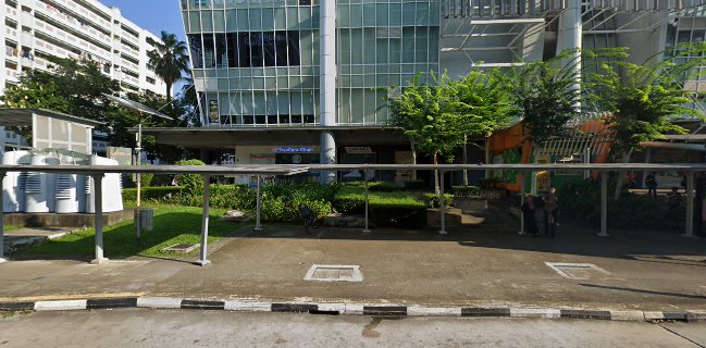 Hanis Café & Bakery