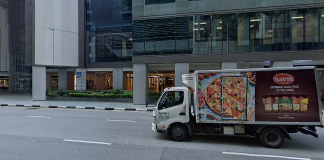 luckin coffee - Robinson 77